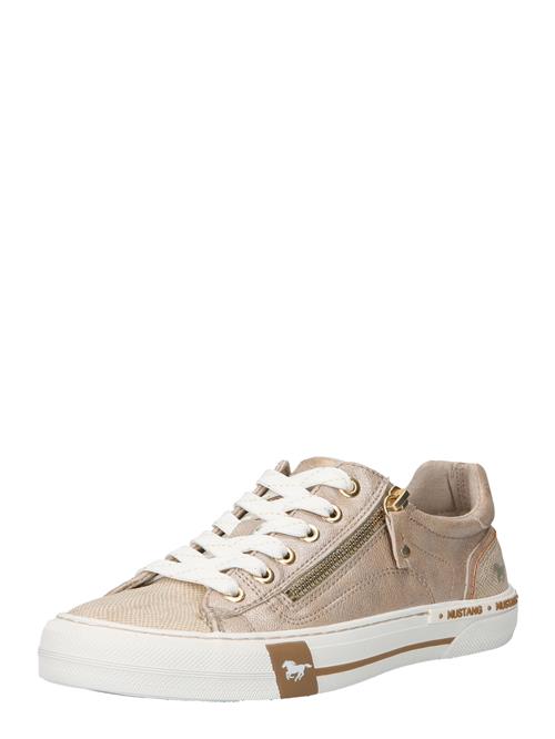 Se MUSTANG Sneaker low  nude ved About You