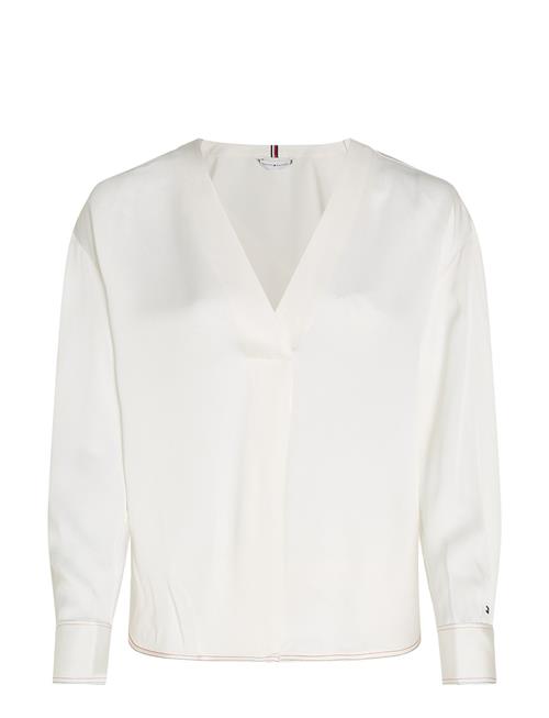 Se Rwb Stitch V-Neck Ls Blouse Tommy Hilfiger White ved Booztlet