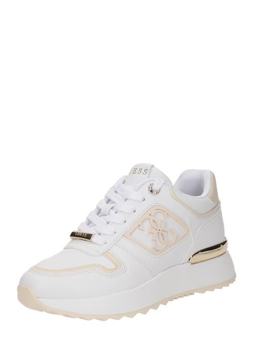 Se GUESS Sneaker low 'KOYAA'  creme / guld / hvid ved About You