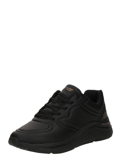 Se SKECHERS Sneaker low 'BOBS'  sort ved About You