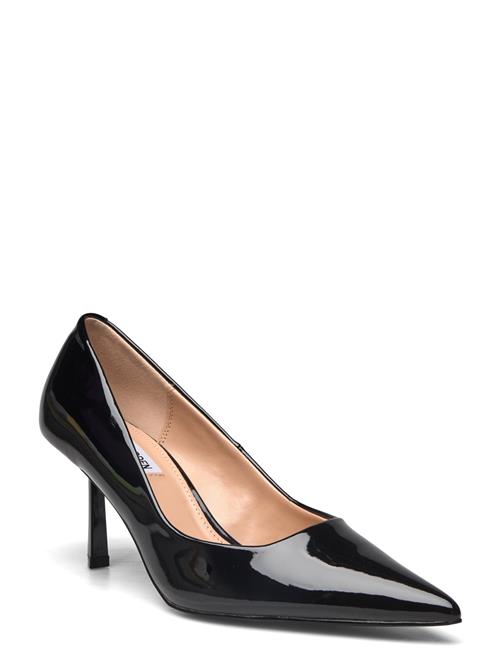 Se Vivion Pump Steve Madden Black ved Booztlet