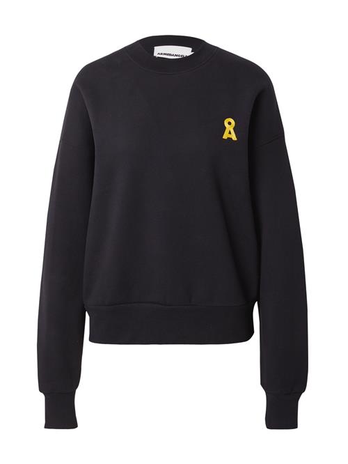 Se ARMEDANGELS Pullover 'Alizaa'  curry / sort ved About You