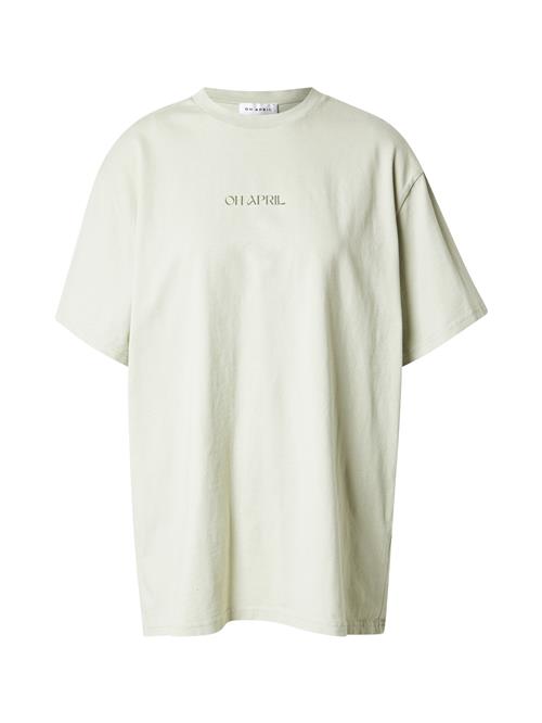 Se OH APRIL Oversized bluse 'Positive'  pastelgrøn ved About You