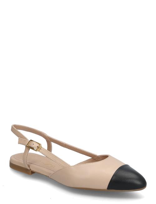 Asley_25_Nto UNISA Beige