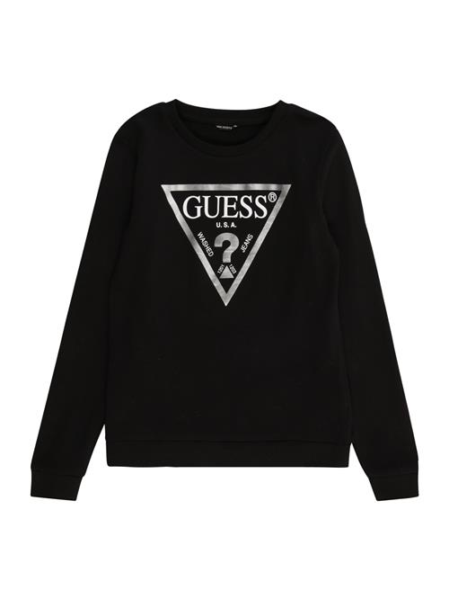 Se GUESS Sweatshirt  sort / sølv ved About You