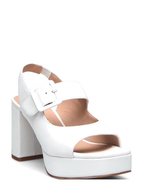 Odela_Nto UNISA White