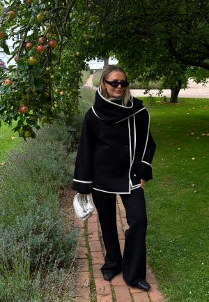 Josefin Lavold X Bubbleroom Josefin Scarf Coat Black L