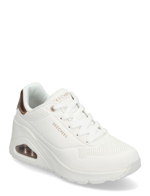 Se Women Uno Wedge Hi Steps Skechers White ved Booztlet