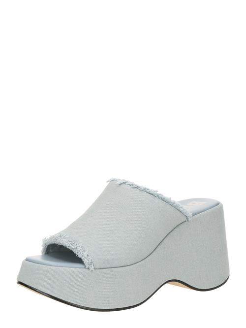 Se BUFFALO Pantoletter 'JOY'  blue denim ved About You