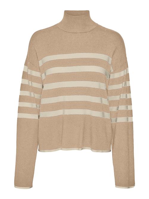 Se VERO MODA Pullover 'HAPPINESS'  beige / lysebrun ved About You