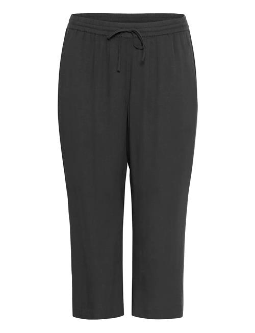 Se Kcmille Cropped Pants Kaffe Curve Black ved Booztlet