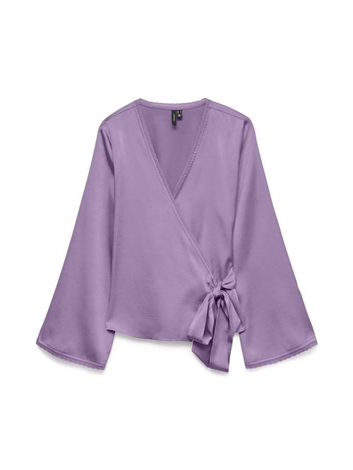 Se VERO MODA Bluse 'VMSofia'  lysviolet ved About You