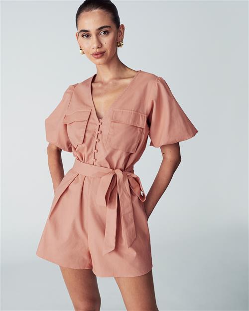 Se St MRLO Jumpsuit 'Nelli'  gammelrosa ved About You
