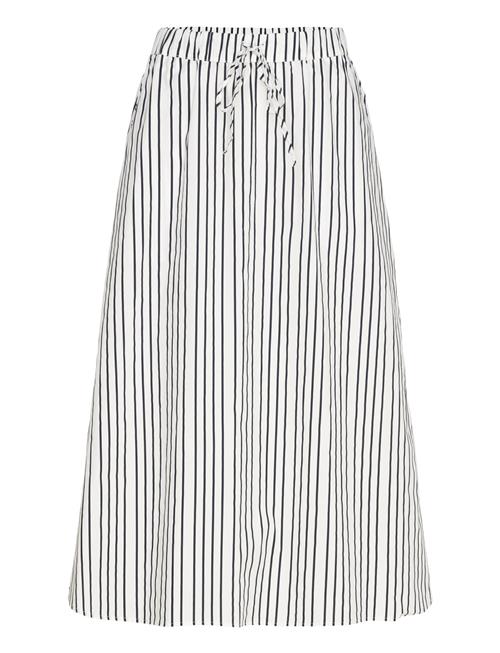 Skirt From Freequent In A Light Material With A Striped Print. The Skirt Is A Cl FREE/QUENT White