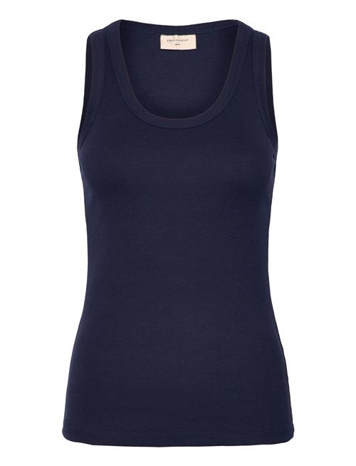 Top From Freequent In A Soft, Ribbed Material. The Top Has A Simple Silhouette W FREE/QUENT Navy