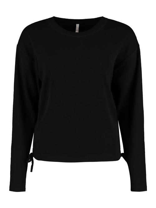 Se Hailys Shirts 'Jolien'  sort ved About You