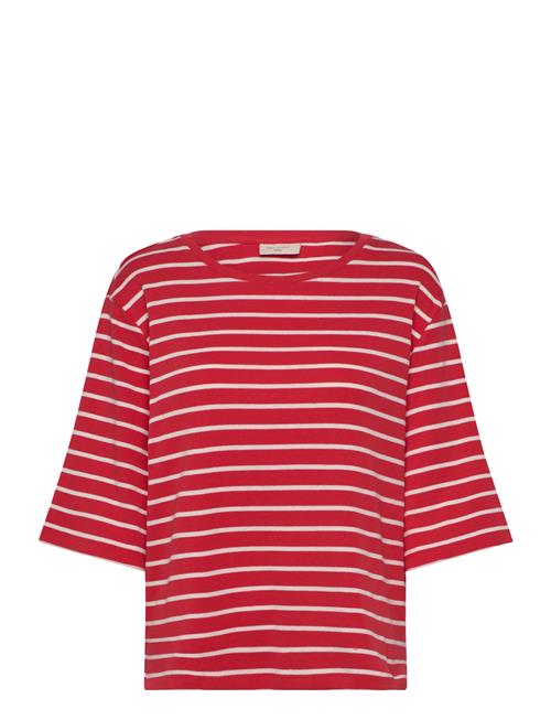 T-Shirt FREE/QUENT Red