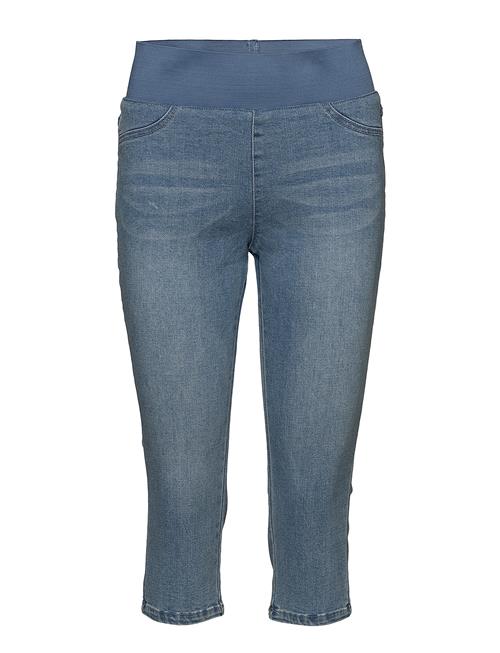 Capri Pants From Freequent In A Lovely Denim Fabric. The Pants Are Simple In The FREE/QUENT Blue