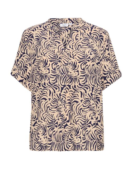Se SAINT TROPEZ Bluse  beige / safir ved About You