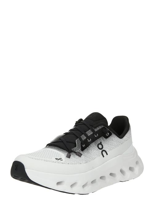 On Sneaker low 'Cloudtilt'  sort / hvid