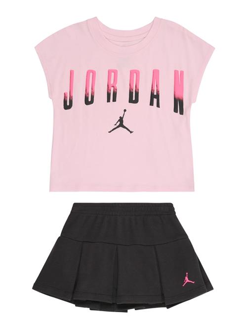 Se Jordan Sæt  pink / lyserød / sort ved About You