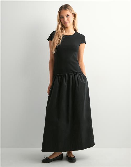Neo Noir - Sort - Tuscany Dress