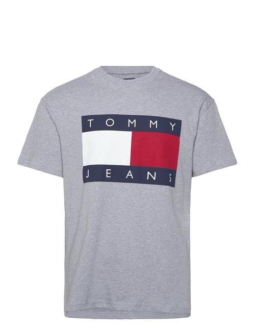 Se Tjm Rlx Melange Big Flag Tee Tommy Jeans Grey ved Booztlet