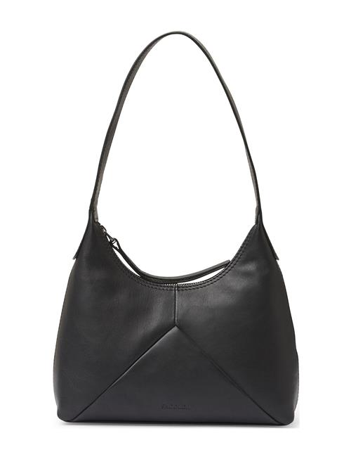 Nova Saddler Black