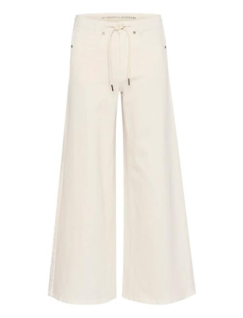 Dangomw 157 X-Wide My Essential Wardrobe Cream