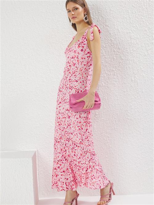 Trendyol Festkjole  pink / pitaya / pudder / pastelpink