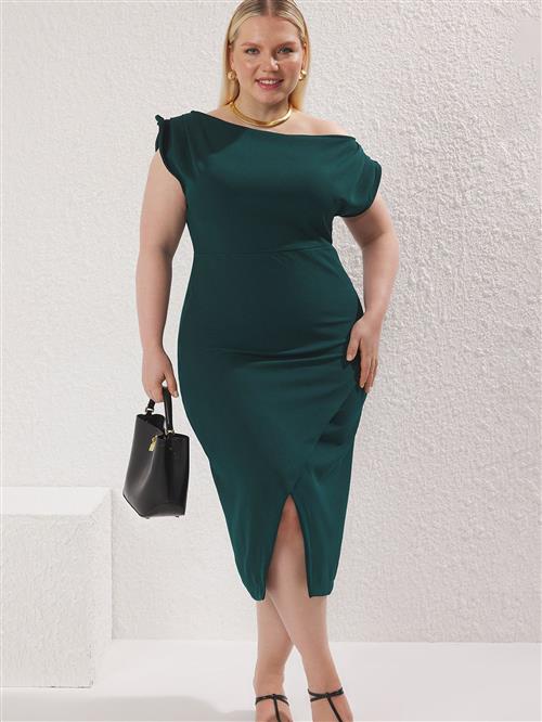 Trendyol Curve Kjole  smaragd
