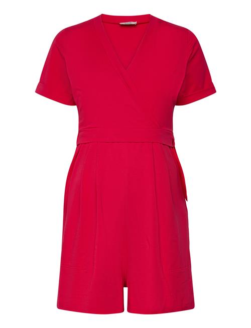 Se Amelia Playsuit Boob Red ved Booztlet