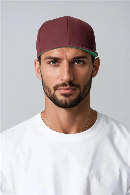 Classic Snapback - Maroon - One Size - TeeShoppen