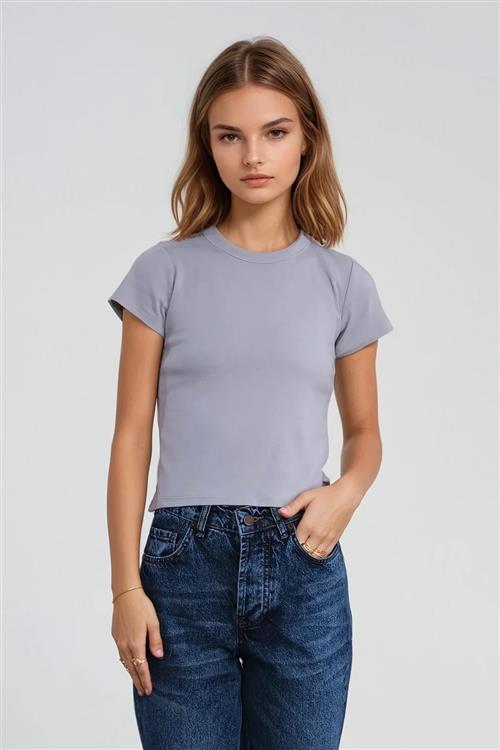 Emily Kort T-Shirt - Lys Grå - M/L - TeeShoppen