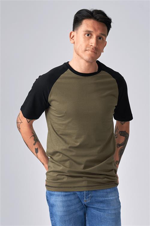 Basic raglan T-shirt - Sort-Army - Herre - XL - TeeShoppen