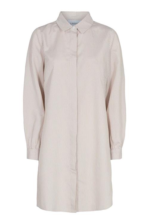 Se Ulrikke Shirt - Sand Hvid Stribet - Dame - M - Liberté ved Teeshoppen