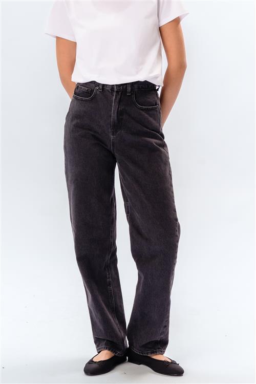 Originale Performance Loose Jeans - Washed Black Denim - Dame - 31/32 - TeeShoppen
