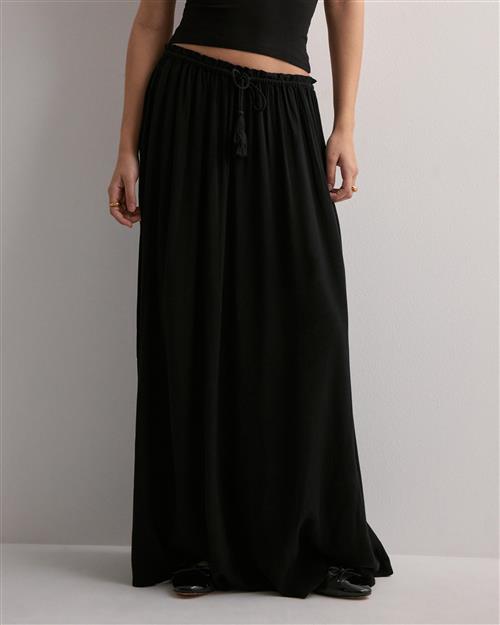 Nelly - Sort - Dreamy Skirt