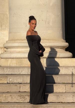 Bubbleroom Occasion Asymmetric Off Shoulder Soft Gown Black M