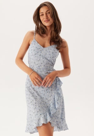 Pieces Pcnya Strap Flounce Dress Cashmere Blue Aop:flower M