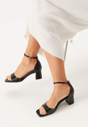 BUBBLEROOM Low Heel Sandal  Black 39