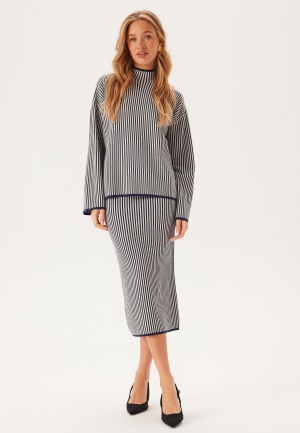 VERO MODA Vmgold Pinstripe Pencil 7/8 SK Navy Blazer Detail:w. Birch XL
