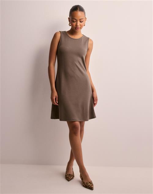 JDY - Brun - Jdyalanis S/L Mini Dress Jrs Exp