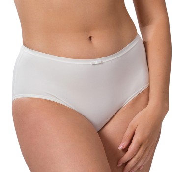 Trofé Trofe Sanna Brief Midi Trusser Benhvid polyamid X-Large Dame