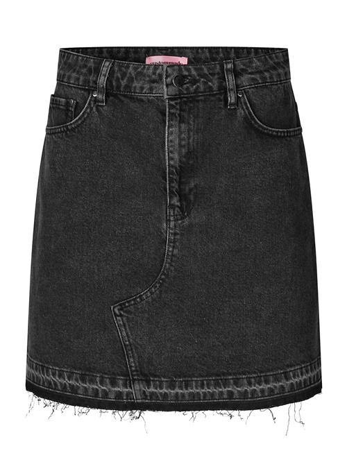 Se Rei Custommade Black ved Booztlet