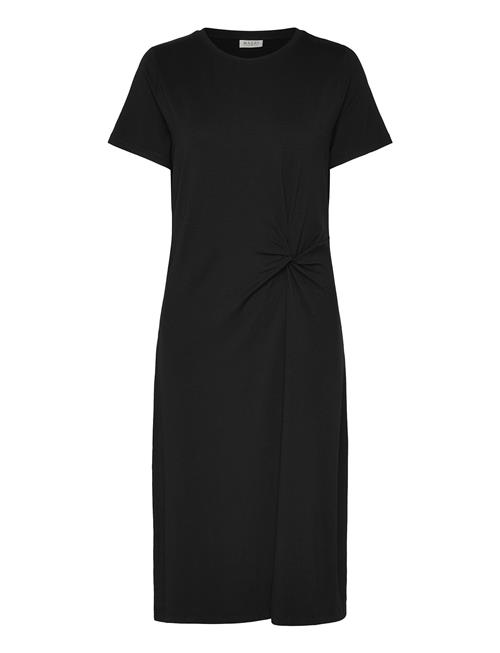 Manusanne Masai Black