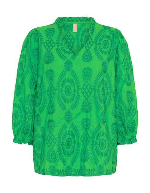 Se CULTURE Bluse 'Utia'  jade / mørkegrøn ved About You