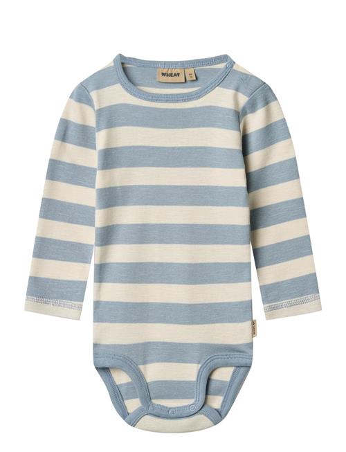 Se Body L/S Freddie Wheat Blue ved Booztlet