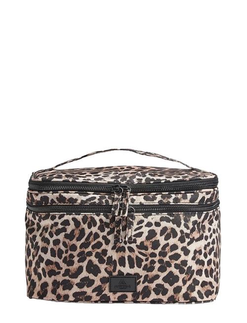 Treasurembg Toiletry Bag, Rec. Markberg Patterned