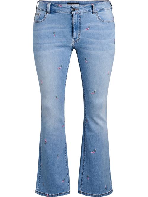 Se Zizzi Jeans  lyseblå ved About You